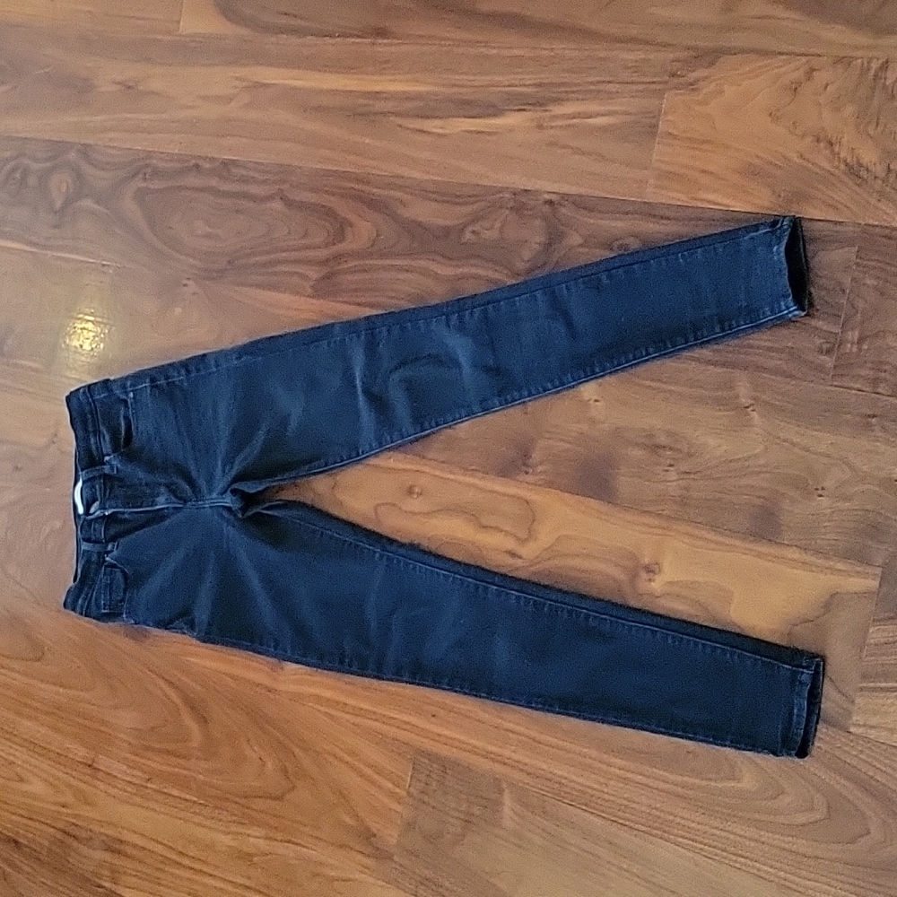 Levi's Mile High Super Skinny Black Jeans size 25
